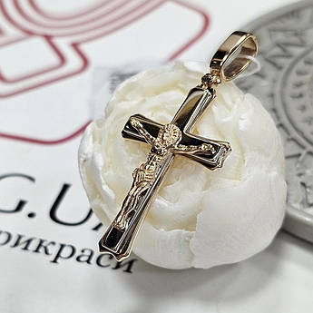 Хрестик золотий з розп'яттям написом Спаси і Збережи з білого і жовтого золота