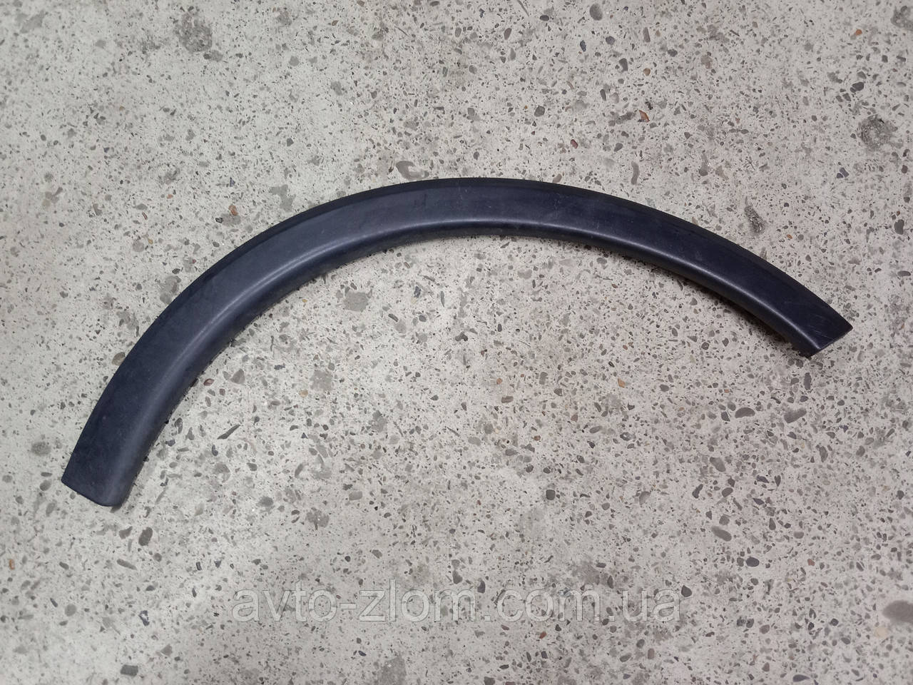 Накладка крила Opel Corsa C, Опель Корса Ц. Передня права. 09114740., фото 1
