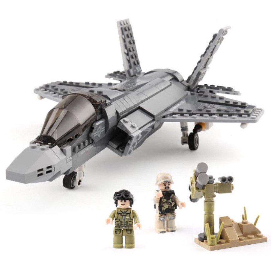 Конструктор Літак винищувач F-35 646 деталей XingBao