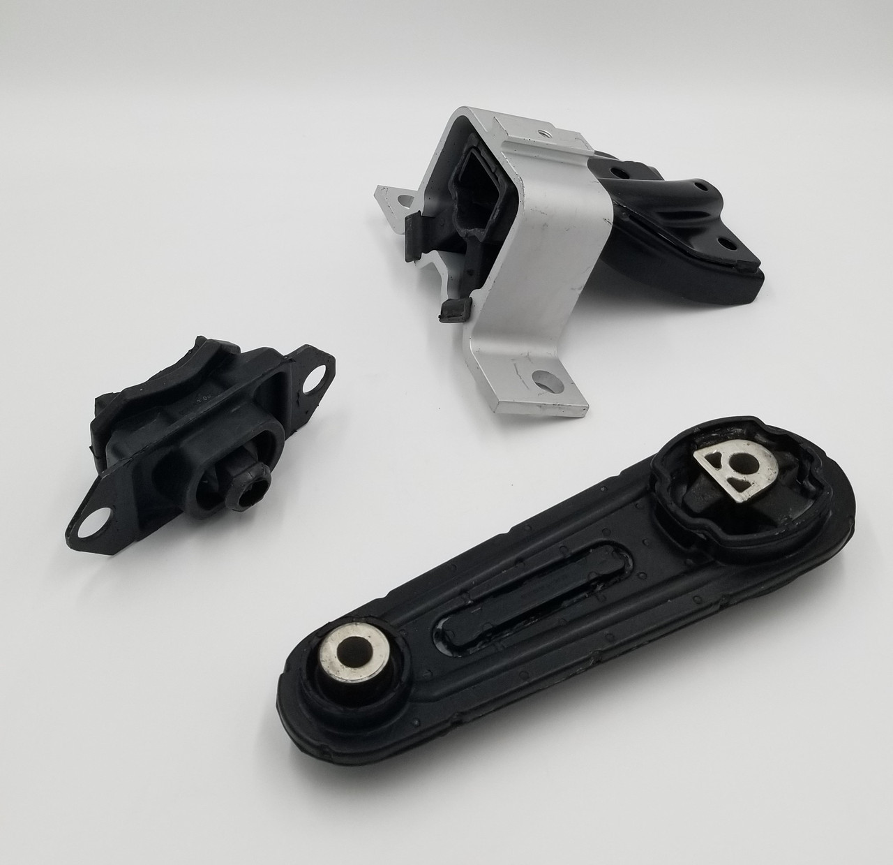 Подушки двигуна Рено Логан комплект 3 подушки EuroEx Угорщина