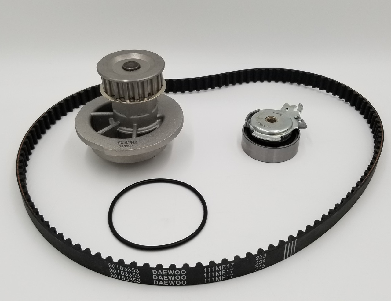 Комплект ременя ГРМ із помпою Авео 1,5 виробник Угорщина