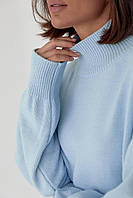 Однотонний вязаний светр, блакитний