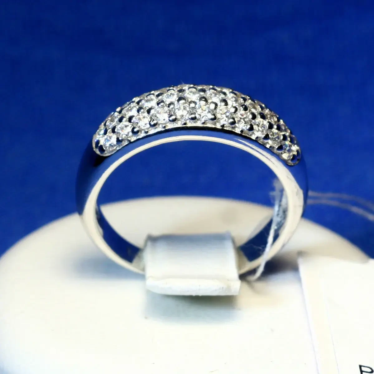 Серебряное кольцо Дорожка с россыпью фианитов 1225р - фото 1 - id-p388546676