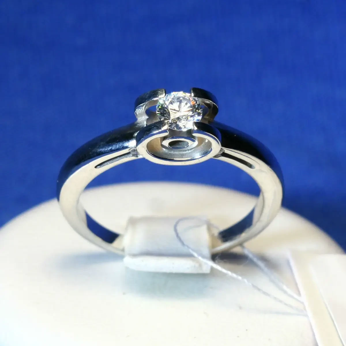 Срібна каблучка з цирконієм кубічним 11002р, фото 1