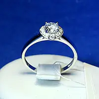 Серебряное кольцо с фианитами 11037р