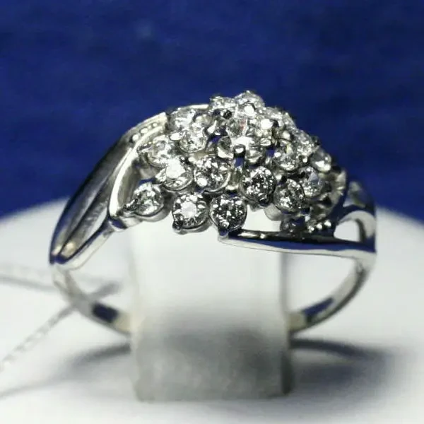 Срібна каблучка з фіанітами Сніжинка 71729, фото 1