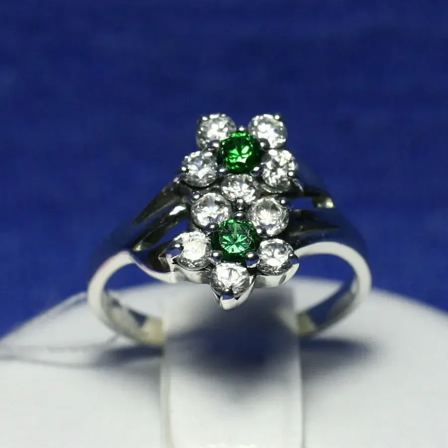 Серебряное кольцо с фианитами Соцветие 1847 - фото 1 - id-p187089332