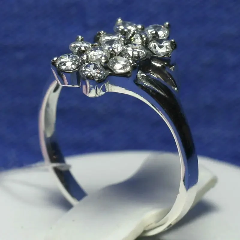 Серебряное кольцо с фианитами Соцветие 1847 - фото 4 - id-p187089332