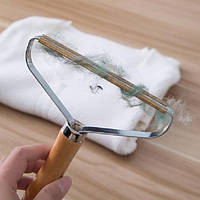 Щетка - бритва для удаления катышек, чистка одежды и удаление шерсти из мебели Peri 13 х 16см (6535)
