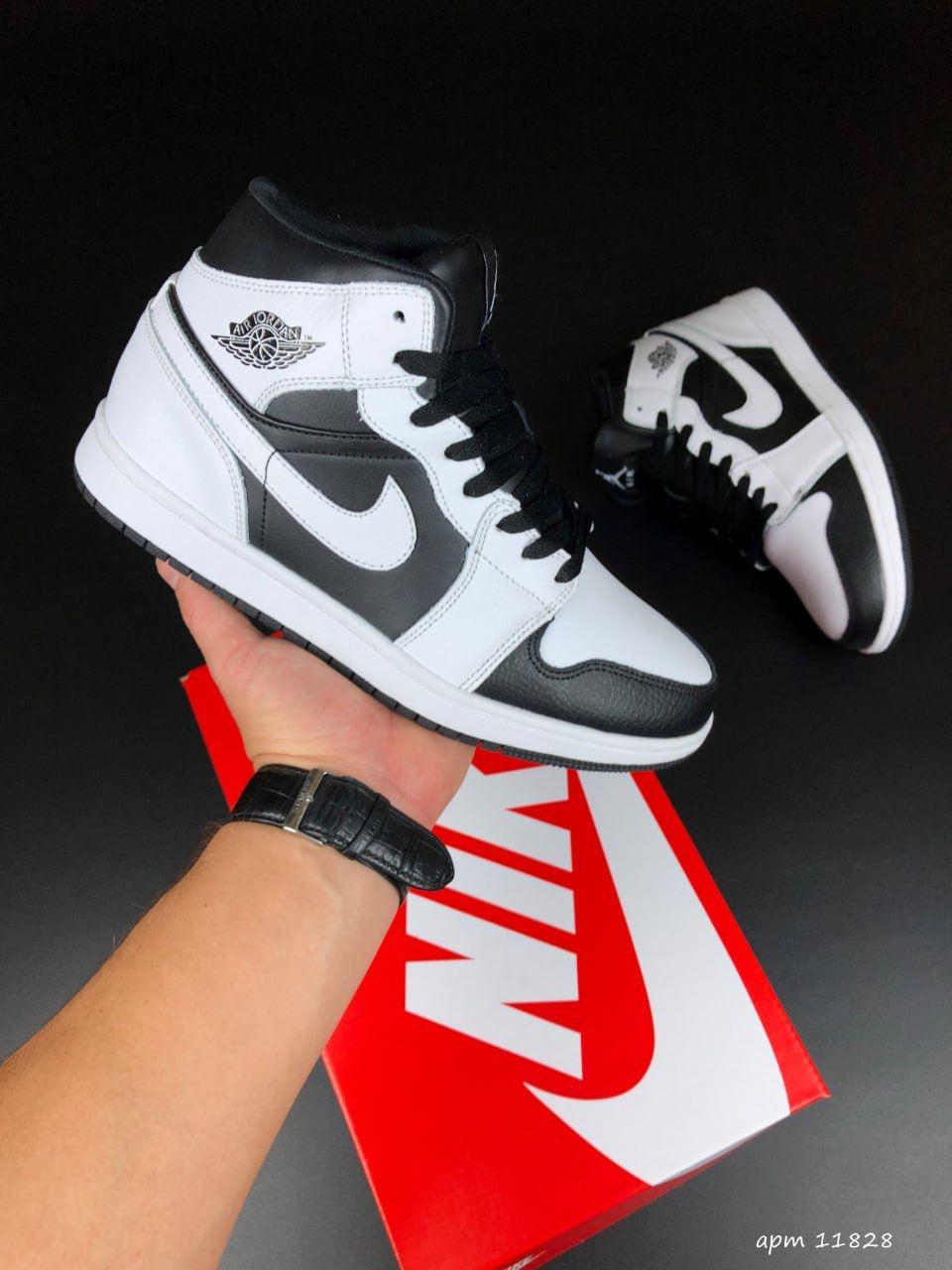 Жіночі зимові кросівки Nike Air Jordan (білі з чорним) високі спортивні кеди з хутром В11828 vkross