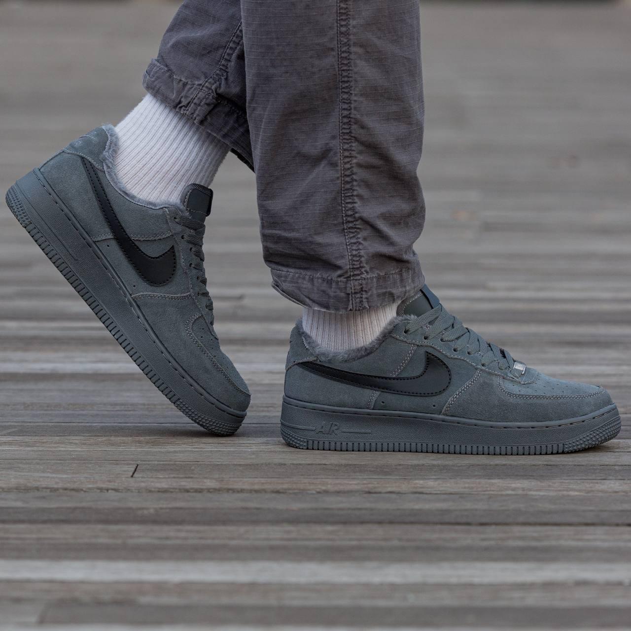 Чоловічі зимові кросівки Nike Air Force Winter Low Grey (сірі) низькі зручні кеди з хутром I1545 vkross