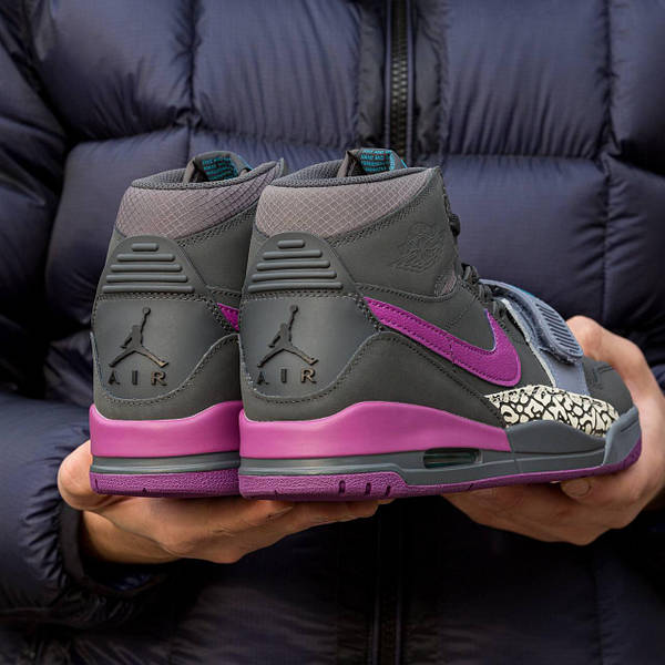 Air jordan sales black and purple