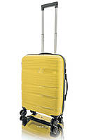 Дорожный чемодан ручная кладь S пластиковый полипропиленовый Voyage super me на 4-х колесах желтый