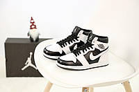 Женские зимние кроссовки Jordan 1 High White Black Winter Fur (белые) модные повседневные джорданы 13025 Найк