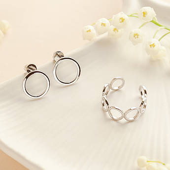 Комплект срібний Ніжність сережки пусети та каблучка незамкнена мінімалістична з колами