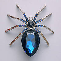 Брошка кулон Павук синій кристал, сині стрази, сріблястий метал 56х64мм