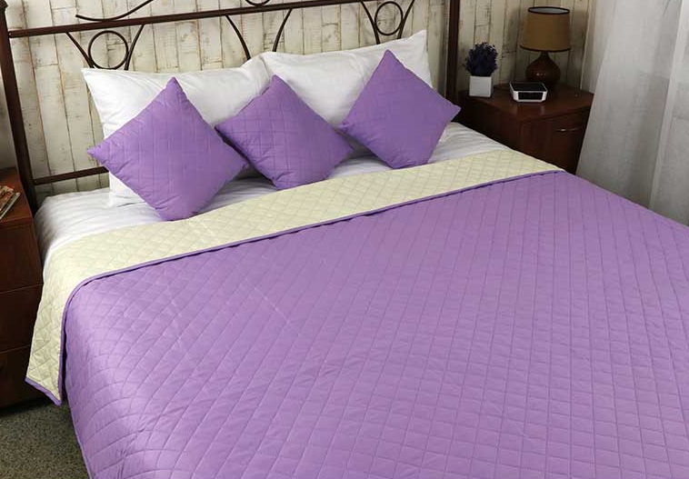 Гарне полуторне покривало 150х212 стьобане мікрофібра двостороннє, покривало стьобане бузкове однотонне шикарне, фото 1