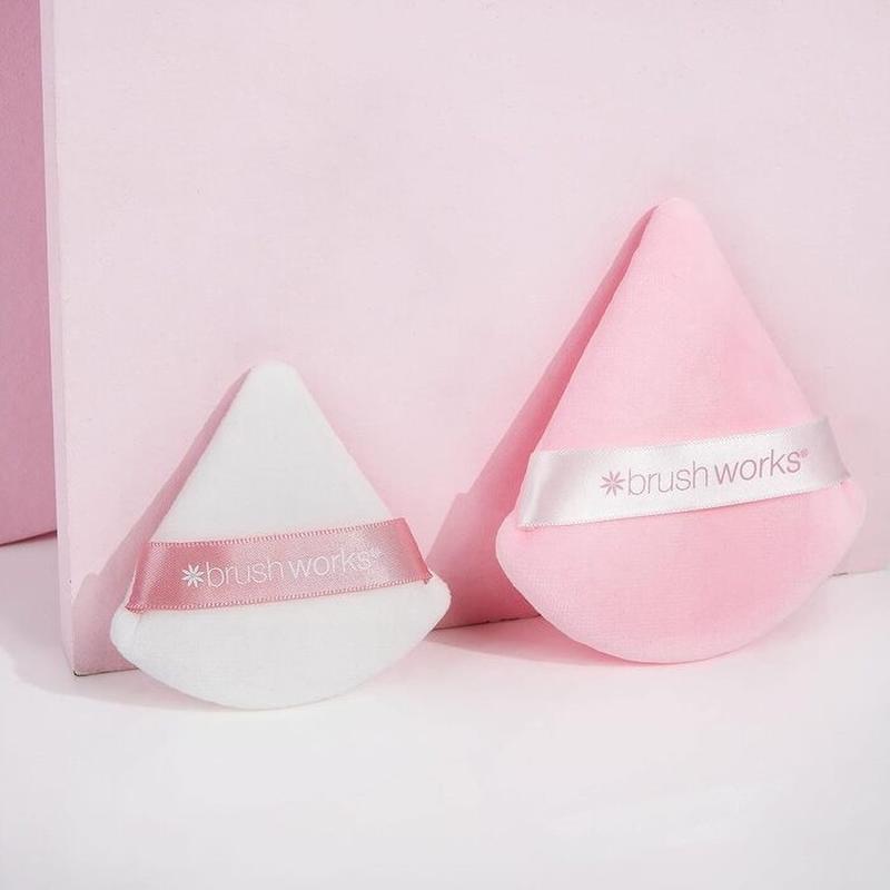 Косметична пуховка Brushworks triangular powder puff duo
