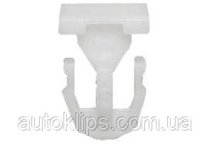 Кліпса кріплення порога Mercedes W202, W210 A0029883981 (відв.8,0 мм)