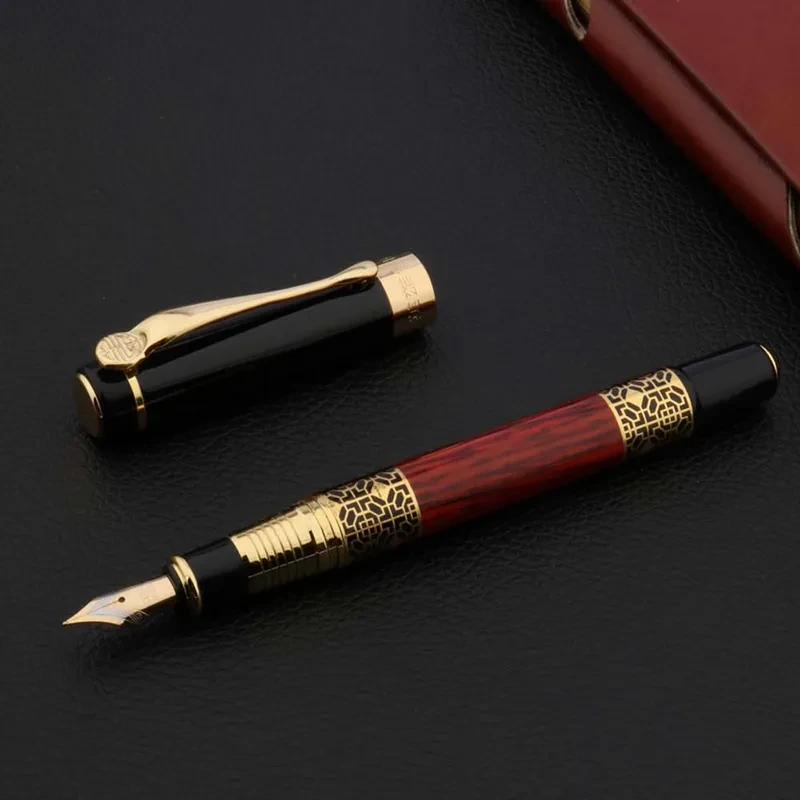 Подарункова перова ручка, колір -  під золото з червоним деревом