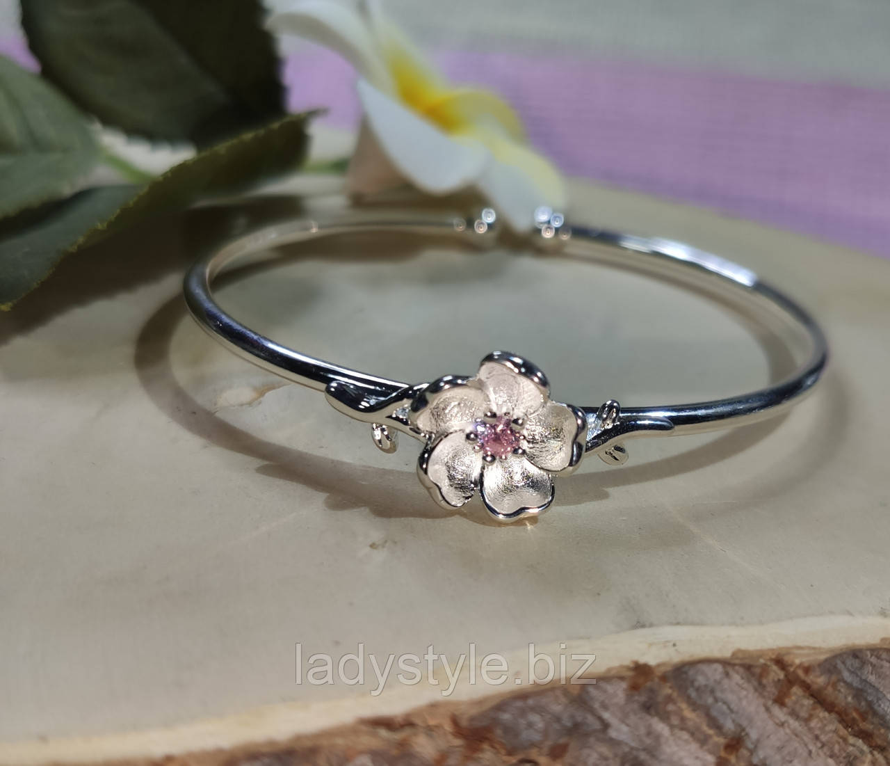 Срібний браслет "Сакура" від студії LadyStyle.Biz