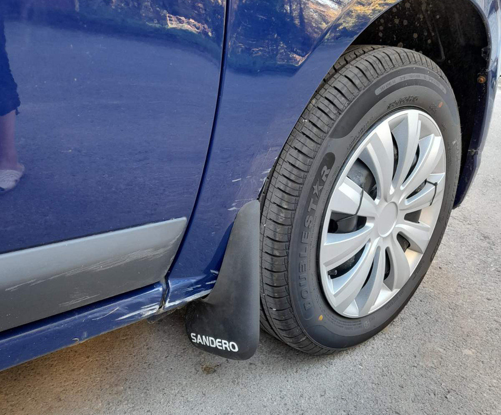 Передні Бризговики (2 шт.) для Renault Sandero 2007-2013 рр