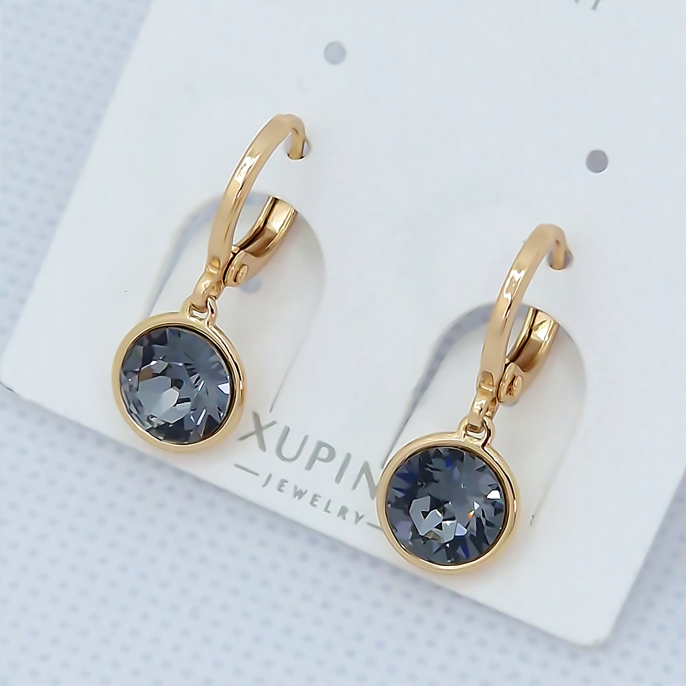 Сережки ХР. Позолота 18К. Камені: Swarovski чорного кольору. Довжина: 24 мм, ширина: 9 мм
