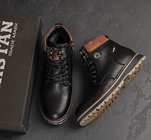 Високі зимові чоловічі шкіряні черевики зі змійкою і шнурівкою