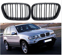 Решетка радиатора BMW (БМВ) X5 E53 рестайл 2004-2006 года Глянец 2 ребра Ноздри BMW X5 Е53 2004-2006