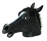 Маска голова коня чорна