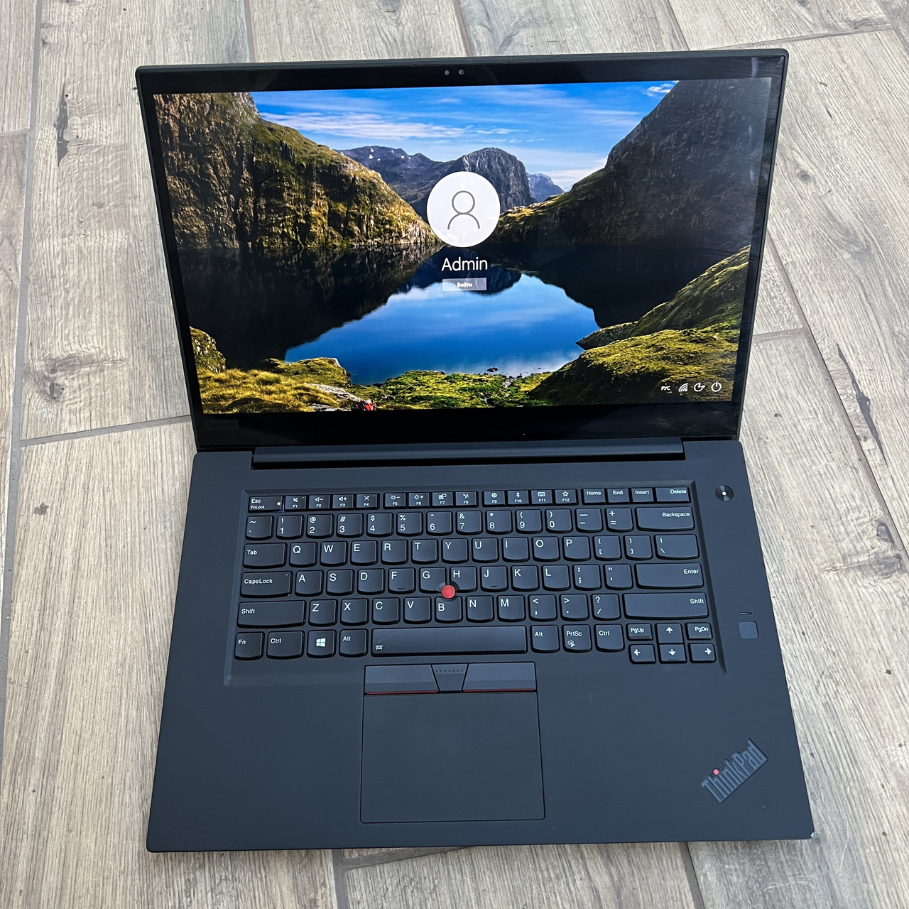 Ноутбук Lenovo X1 Extreme - 15`4K (3840×2160) | intel i7 8850H|DDR4 16GB|SSD 1TB|GTX 1050 ti