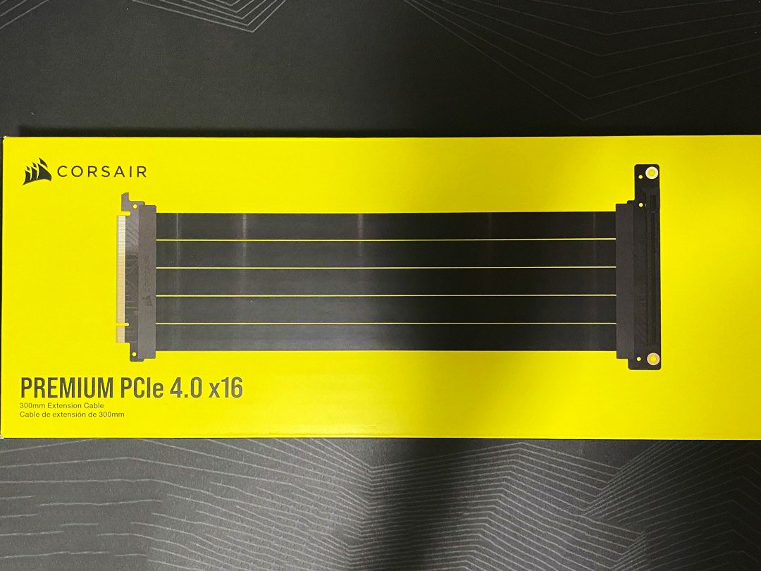 Райзер кабель Corsair Premium PCIe 4.0 x16 Extension Cable (CC-9310001-WW)