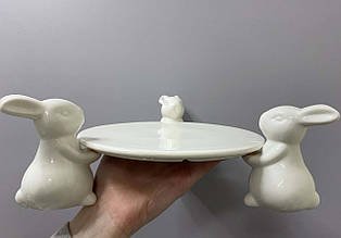 Підставка для торта "Білі зайці" 33*20*9,5 см 21012650