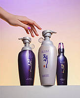 Регенеруючий шампунь Daeng Gi Meo Ri Vitalizing Shampoo 300 мл