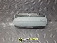 Подушка безопасности торпеды AIRBAG пассажира 7700423714 на Renault Megane I 1995-1999 год