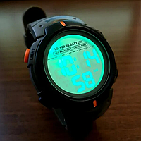 Мужские спортивные тактические часы Skmei Neon 10 Bar Часы кварцевый механизм Темно-зеленые