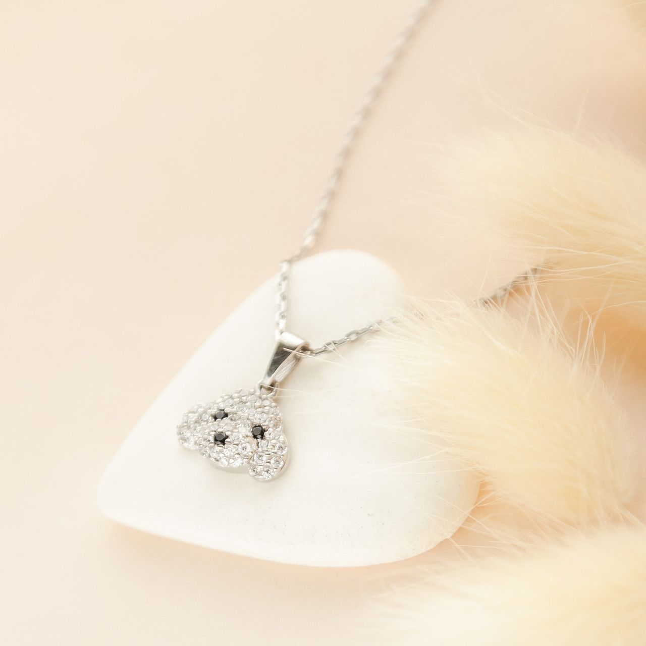 Кольє срібне тематичне Песик на тоненькому ланцюжку з білими та чорними фіанітами, фото 1