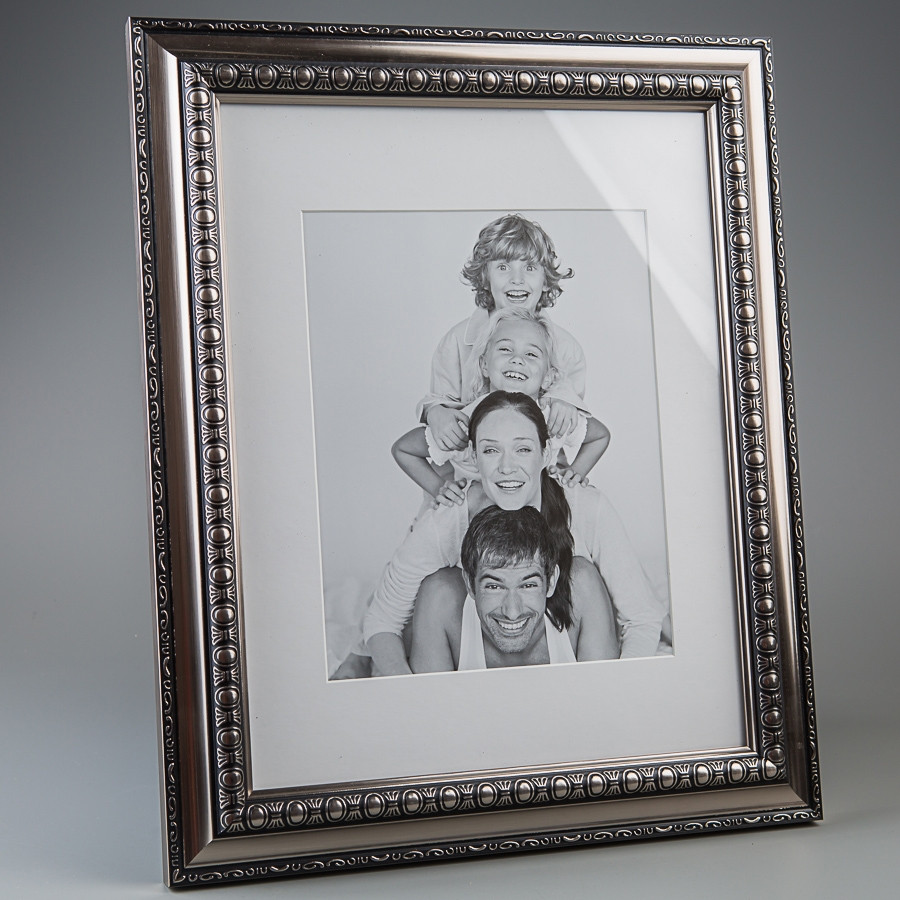 Рамка для фотографій настільна з паспортом "Поруч один з одним" розмір фотографії 28*35 см, фото 1