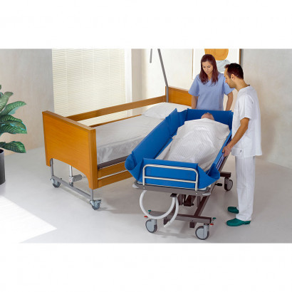 Каталка для миття лежачих пацієнтів SHOWER-TROLLEY-FOR-PAEDIATRIC-USE