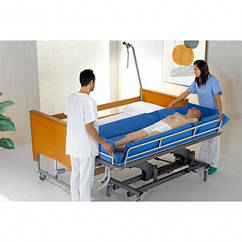 Регульована каталка для миття лежачих пацієнтів SHOWER-TROLLEY-FOR-PAEDIATRIC-USE