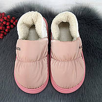 Тапочки жіночі чуні закриті плащівка на хутрі пудрові 4292, фото 5