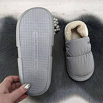 Тапочки жіночі чуні закриті плащівка на хутрі сірі 4292, фото 5