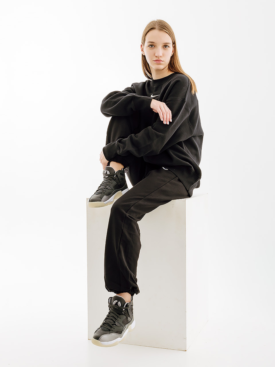 Жіночі Штани Arena ICONS PANT SOLID Чорний L (7d006235-500 L)