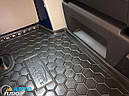 Автомобільні килимки в салон Volkswagen T5 Caravelle 2010- (2-й ряд) з пічкою (Avto-Gumm), фото 4