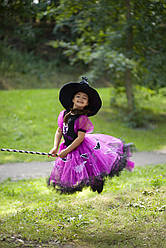 Дитячий карнавальний костюм Відьмочка для дівчинки на Хелловін 104-110