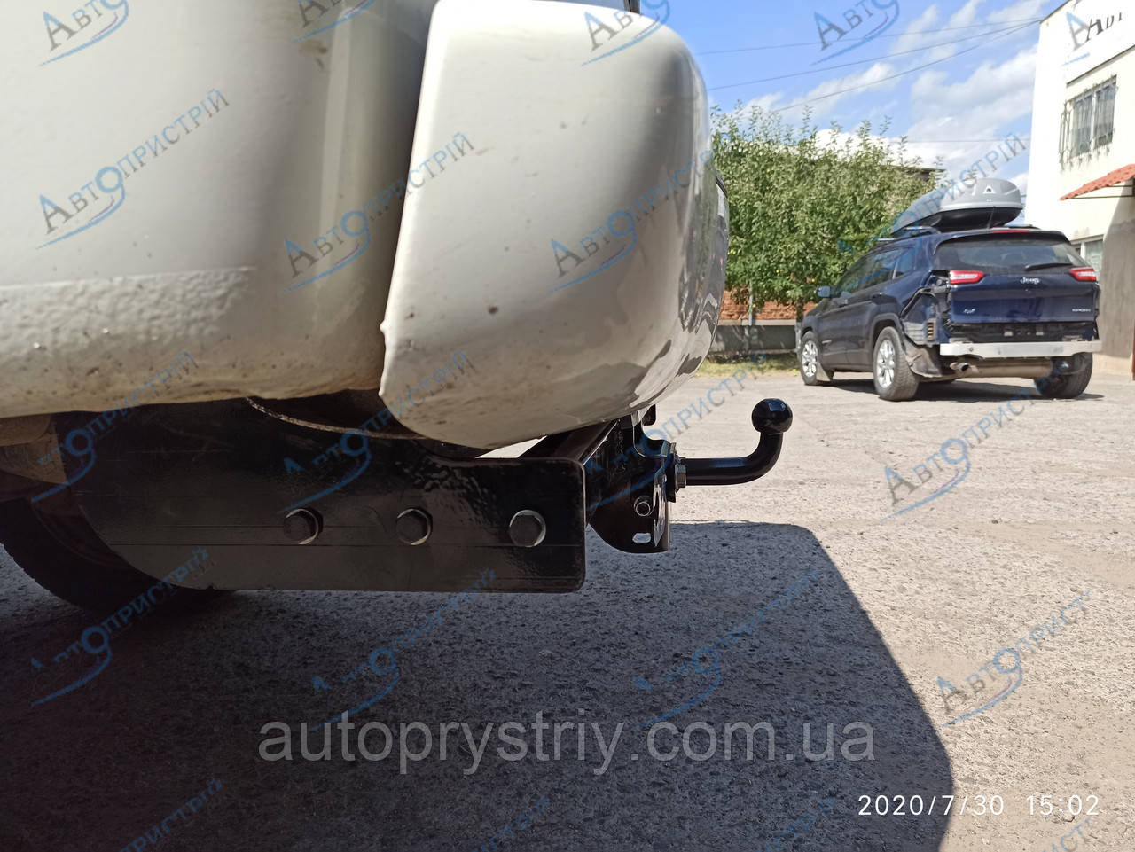 Фаркоп - Mazda BT-50 Пікап (2006-2011) з'ємний на 2 болтах на пластині