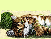 Набор для ковровой вышивки коврик котенок с зелеными ниткам (основа-канва, нитки, крючок для ковровой вышивки)