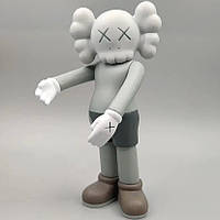 Статуэтка Kaws Companion серого цвета 18 см. Дизайнерская игрушка Кавс серый. Фигурка для интерьера медведь