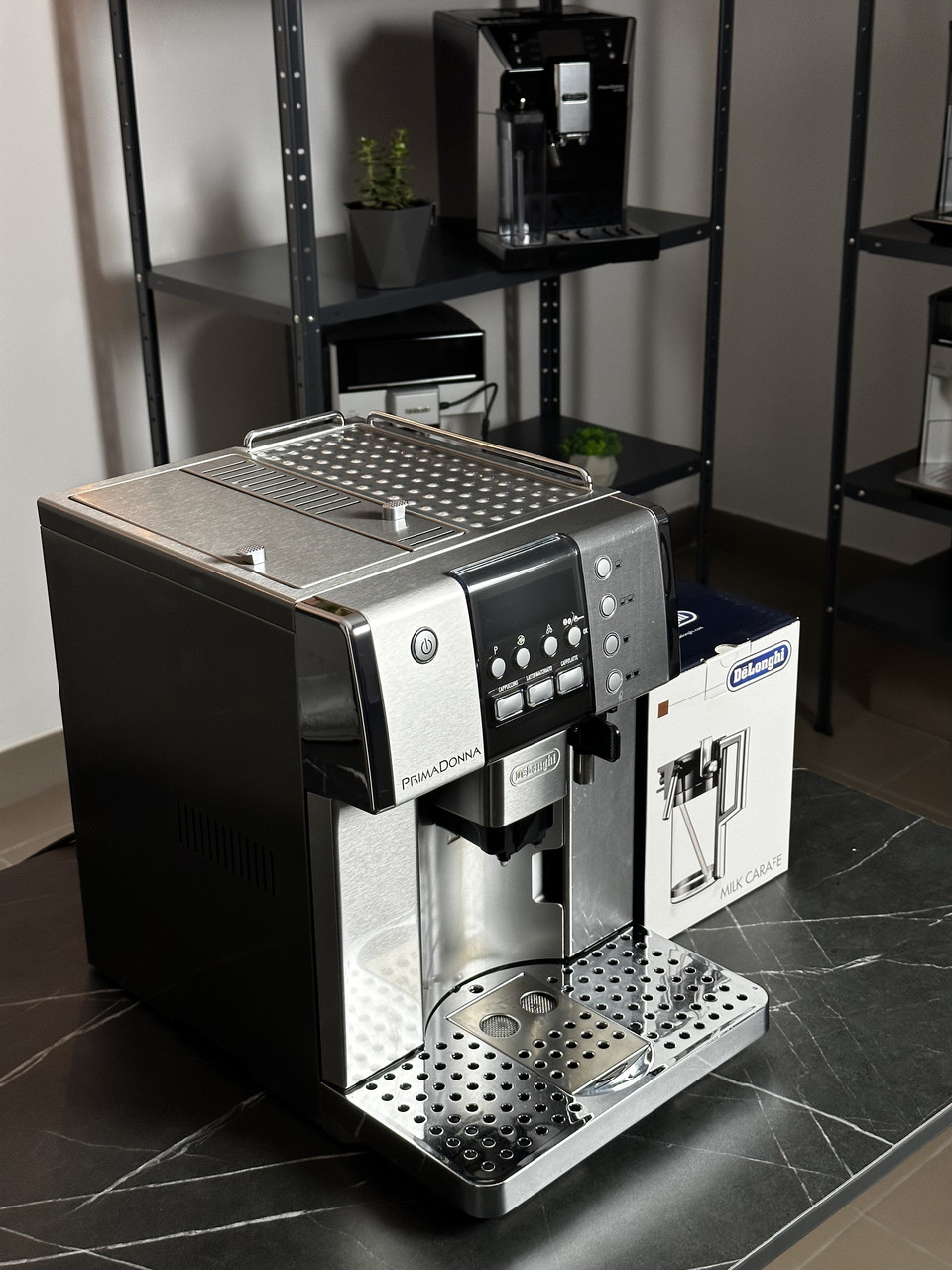 Кавомашина DeLonghi ESAM 6600 PrimaDonna (refurbished)