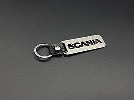 Брелок металевий. Scania. 10х2,5см